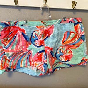 Lilly Pulitzer Shell Me Shorts Size 10